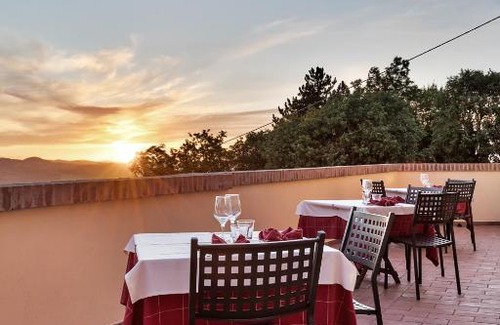 San Leo House | Osteria Belvedere