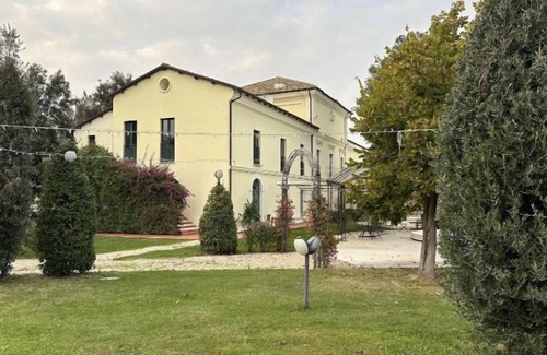 Mosciano Sant'Angelo Bed & Breakfast | Osteria di campagna Casale delle Arti