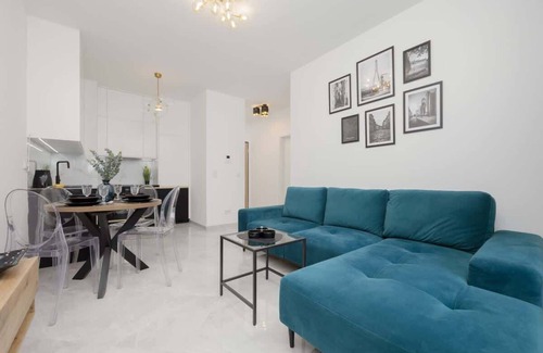 Powazki Apartment | Ostroroga 21 | Modern Apartment | Parking