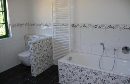 Benz Apartment | Ostsee-Bauernhof-Hocke