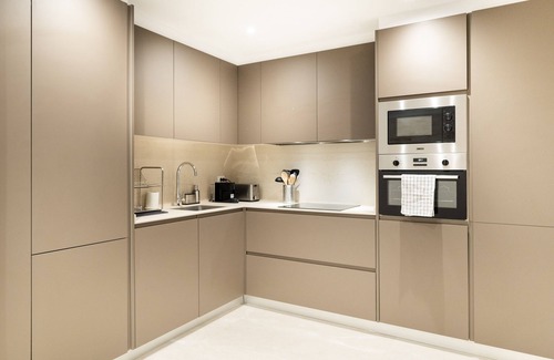 Bilbao Old Town Apartment | OT Residence 5 bed /4 bath in the heart of Old Town