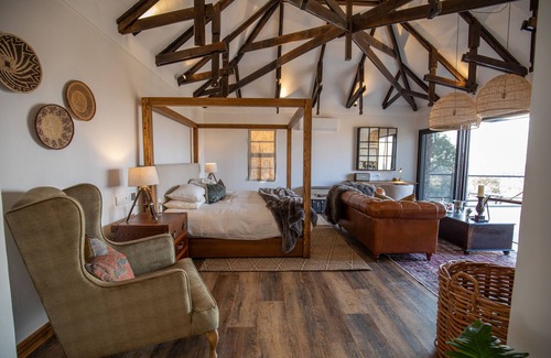 Otjiwarongo Cabin | Otjiwa Safari Lodge