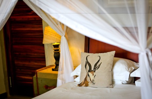 Otjiwarongo Cabin | Otjiwa Safari Lodge