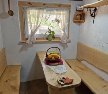 Spodnja Lipnica Ski Chalet | OTO`S CABIN