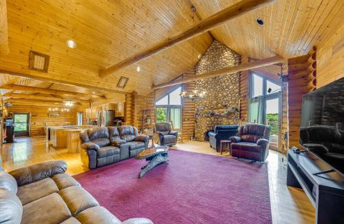 Ottawa House | Ottawa Cabin Hot Tub, Wraparound Deck, Games
