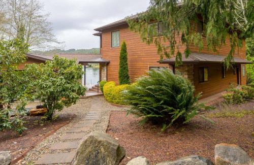 Florence House | Otter Banks
