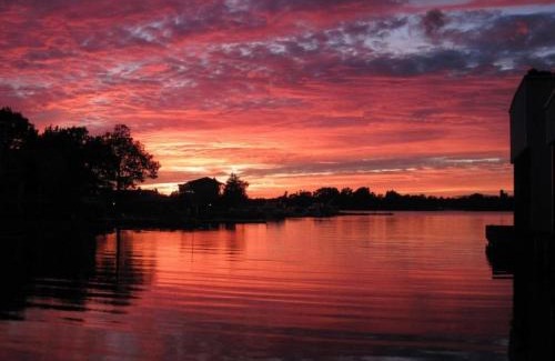 Alexandria Bay Hotel | Otter Creek Inn