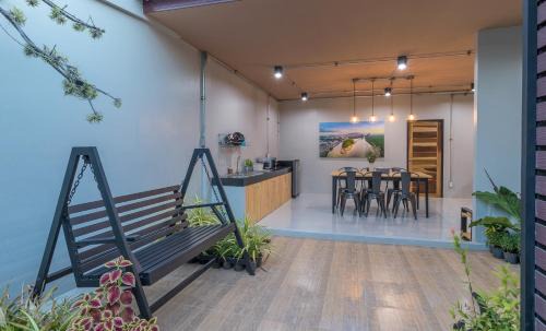 Downtown Krabi Apartment | Otter House