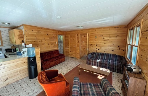 Rainy River District Cabin | Otters Cove - Cabin 3