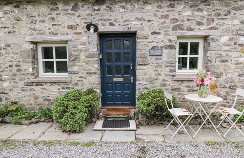 Llandeilo Cottage | Otters Holt