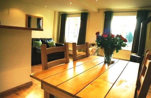 Ottery St Mary House | Ottery St Mary Cottages