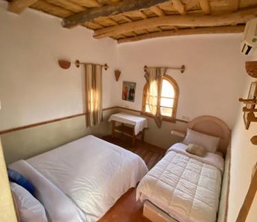 Bou Tharar Bed & Breakfast | ouberge bleu ciel