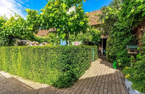 Maasmechelen House | Oud-Rekem Heritage Hideaway