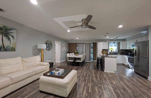 Chesapeake Ranch Estates-Drum Point House | Our Bay House-Your Home Away from Home