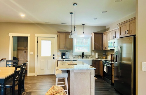 West Jefferson House | Our Cozy Escape - West Jefferson, NC
