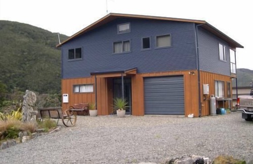 Okiwi Bay House | Our Dream at Okiwi Bay
