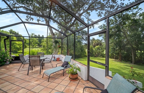 East County Civic Group House | ‘Our Encanto’ -quiet golf course view-Tampa suburb