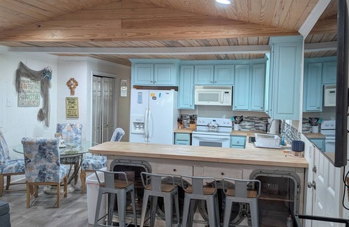 Grand Isle House | Our Family Tradition II