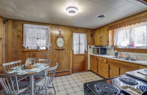 Frederica House | Our Home is Your Goal When You Play @ DE Turf