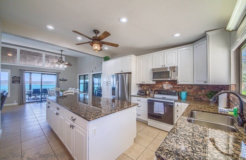 Canyon Lake House | Our Lake View Cl 1683 4 Bedroom Home by RedAwning
