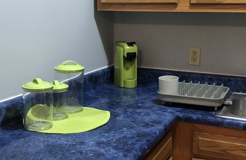 Kerr Apartment | “our little green with envy”Gallipolis No cleaning fee and no Taxes all include.