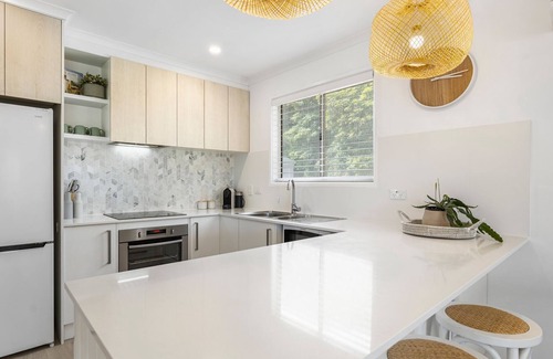 Middleton House | Our Little White House -74 Padman Crescent, Middleton