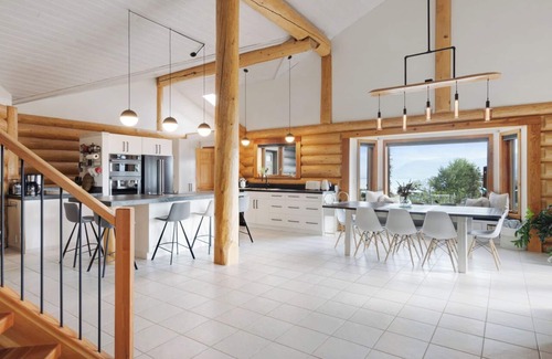 Okanagan-Similkameen House | Our Little Wine Farm - a luxurious vineyard estate with pool and lake views.