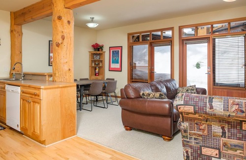 Rossland Condo | Our Most Affordable AND Fantastic Location!