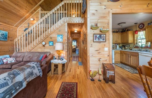 Burnsville Cabin | Our Mountain Hideaway Cabin