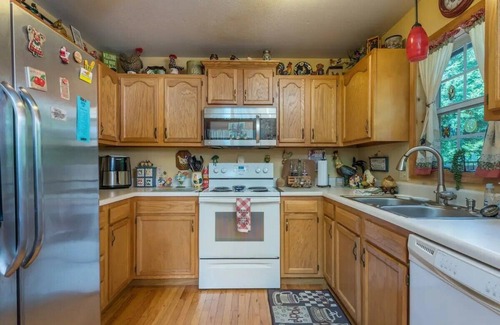 Burnsville Cabin | Our Mountain Hideaway Cabin
