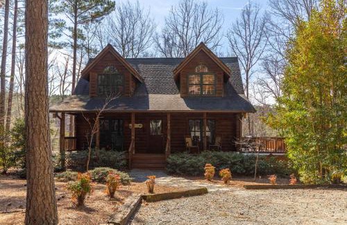 Hidden Lake House | Our Neck of the Woods at Hidden Lake