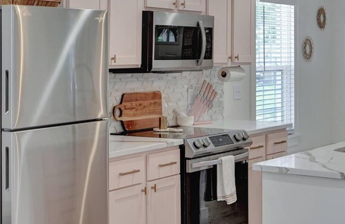 Lincoln House | Our Pink House