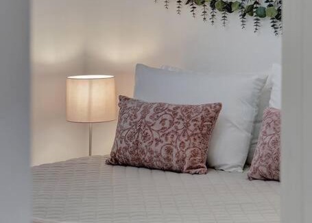 Lincoln House | Our Pink House