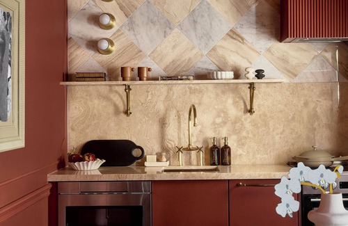Stratford Hotel | Our spiciest suite—flat 6 is dipped in a hot red hue.