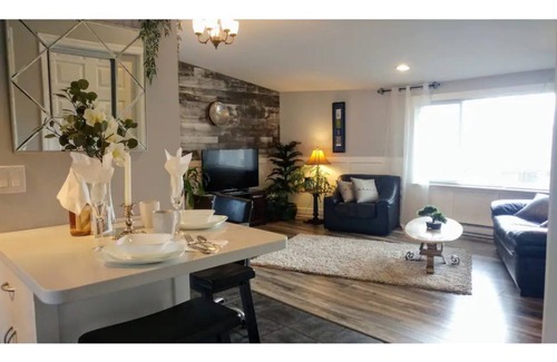 Upper Ten Oaks House | Our Suite GETAWAY-Fully Equipped & Super Clean