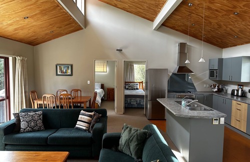 Kuratau House | Our Treasure Cottage Retreat at the lake
