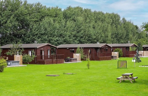 Storwood Ski Chalet | Our wonderful waterview lodges are situated around one of our beautiful lakes.