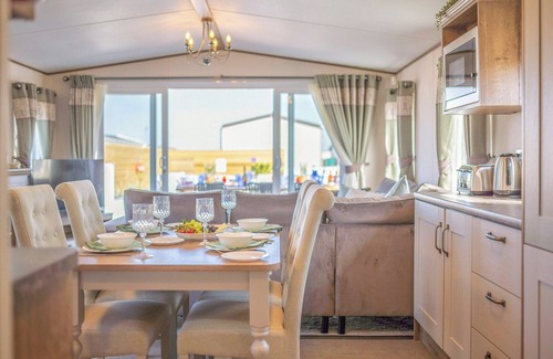 St George Ski Chalet | Our WOW Lodge sets the standard for luxury accommodation.
