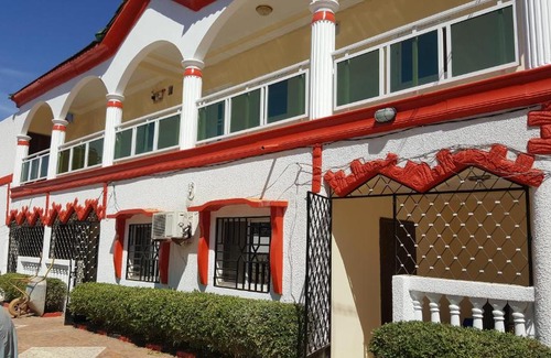 Yundum House | Ous and Buwa