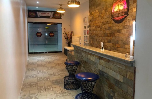 Barretto Hotel | Out Back
