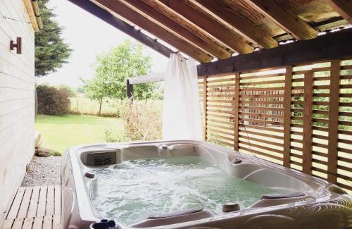 Mariembourg House | Out & LODGE Les Spirous