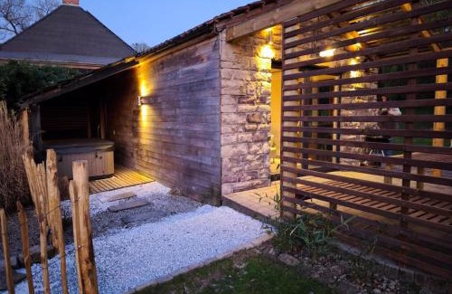 Mariembourg House | Out & LODGE Les Spirous
