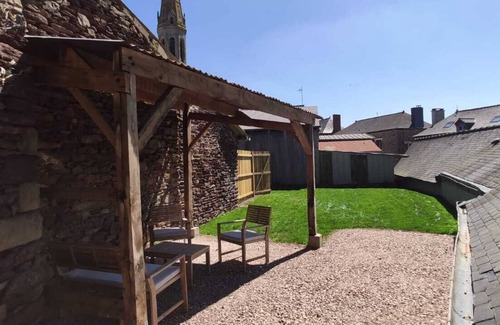 Monterfil House | Out of sight, near Broceliande, the legendary forest of King Arthur