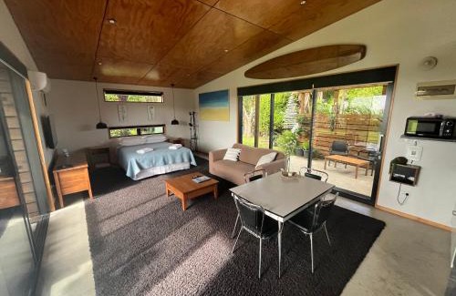 Cape Foulwind House | Out The Bay - Guest House at the Beach