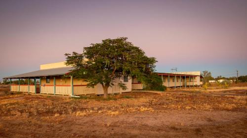 Longreach Hostel | Outback Adventures