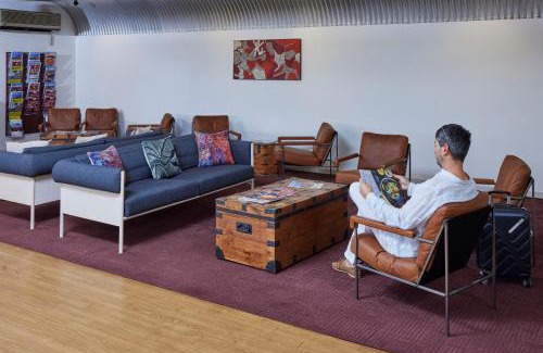 Yulara Hotel | Outback Hotel
