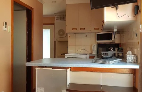 Dubbo House | Outback, small, quiet n outback