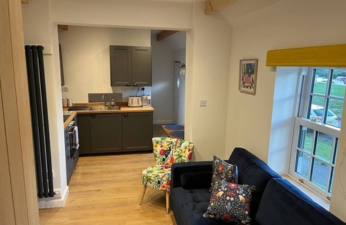 Holywell Cottage | Outbuilding with views of river, St Ives, Cambridgeshire