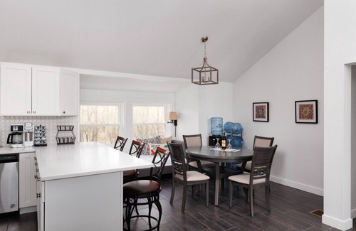 Wellesley Island House | Outdoor Adventure Home: Golfing, Hiking & Kayaking