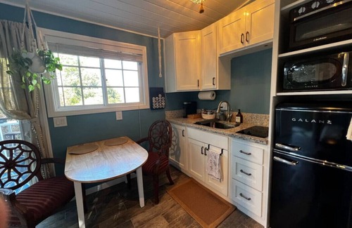 Fernwood House | Outdoor Clawfoot, Hot Tub, Deck - The Farmhouse